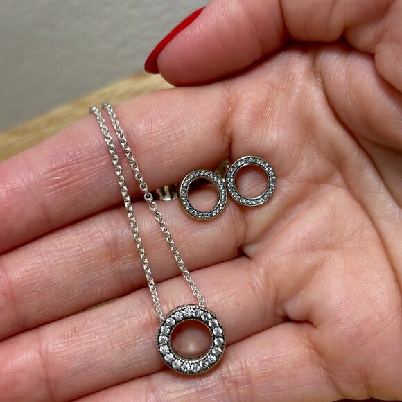 Pavé and Logo Circle Necklace and Earring Set - PANDORA
